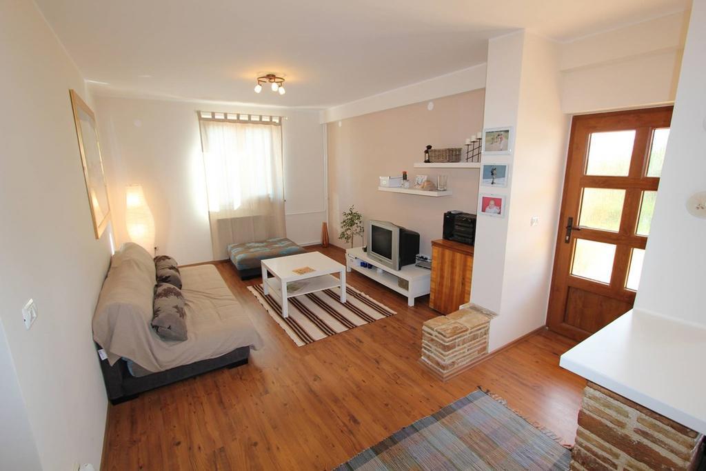 Apartment Dusanka Fažana Esterno foto