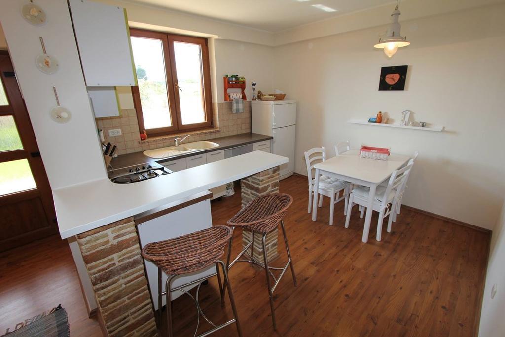 Apartment Dusanka Fažana Esterno foto